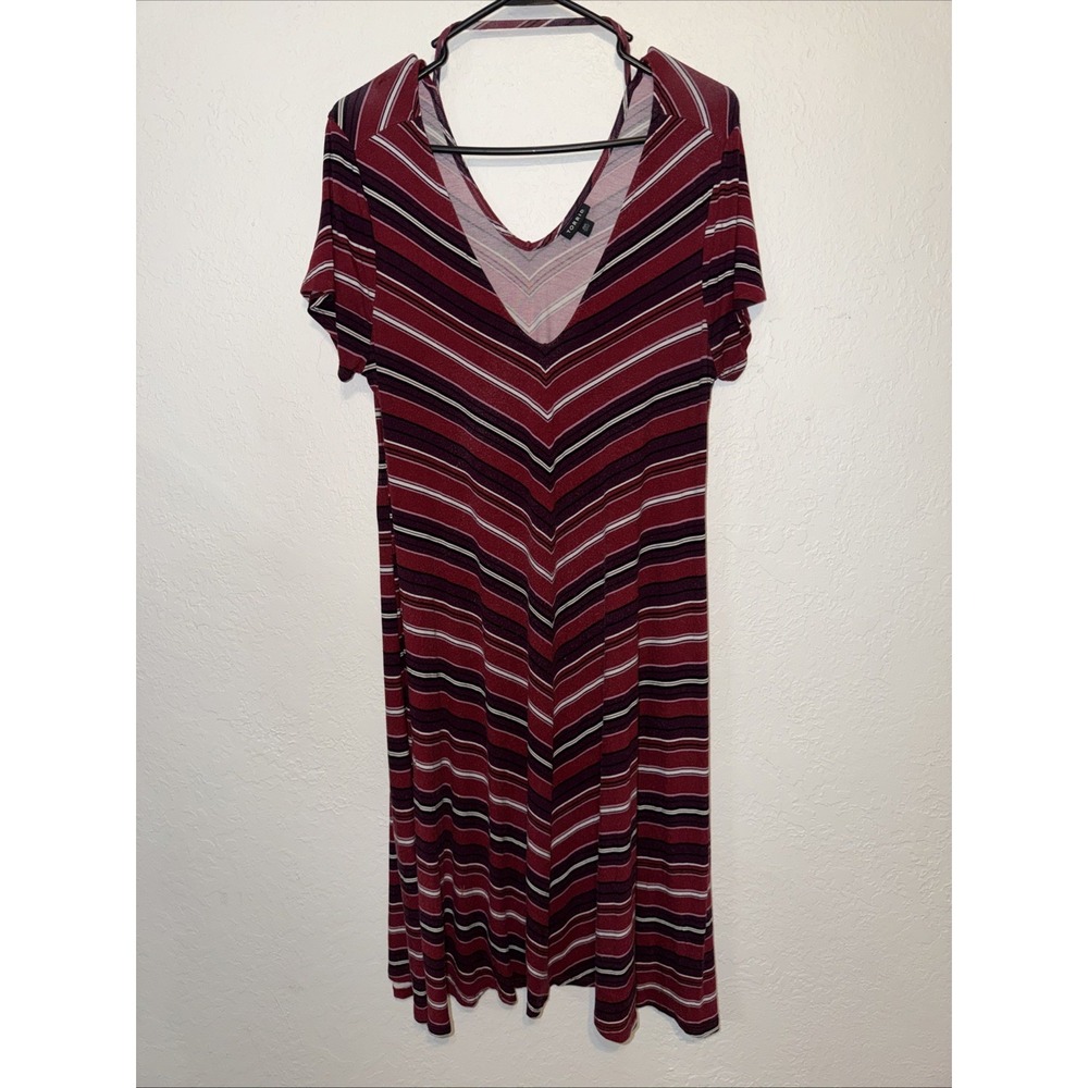 Torrid Plus Size 00 Burgundy Chevron Stripe‎ V-Neck Strappy Back Midi Dress